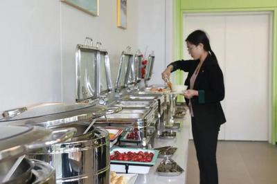 濱州市人民醫(yī)院西院區(qū)高端健康管理中心啟用，餐飲管理打造健康新標(biāo)桿